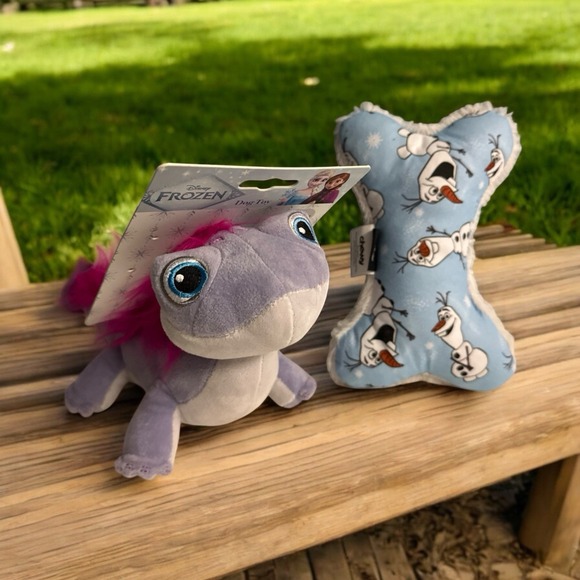 Lot Of 2 Disney Frozen Plush Olaf‎ Bone Shaped Dog Toy + Salamander - Picture 9 of 9